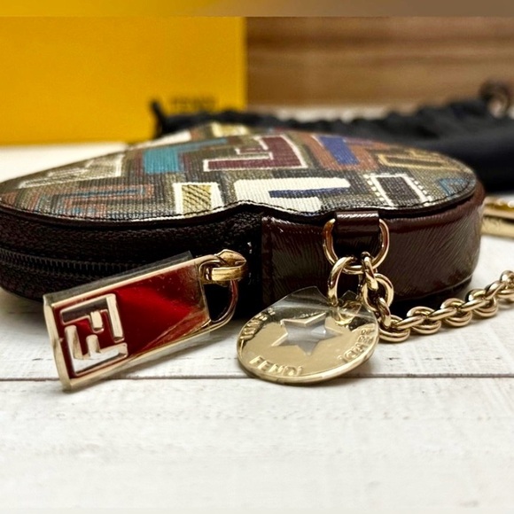 Vintage Fendi Heart Coin/ Card Wallet - Picture 6 of 11